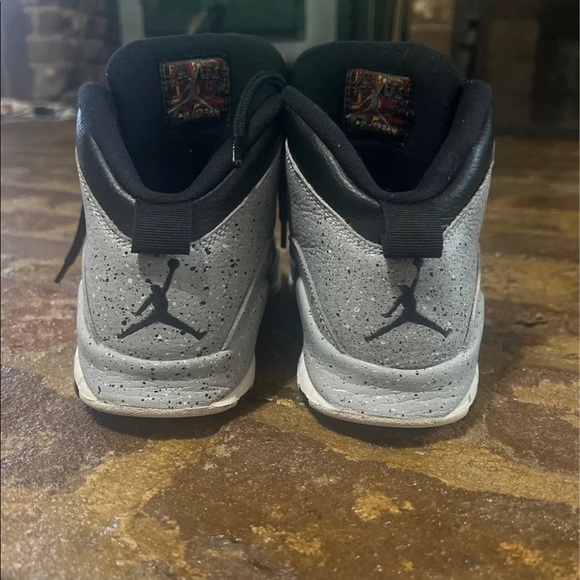 COPY - Jordan Oreos size 5.5 youth. Great condition! - Picture 5 of 6